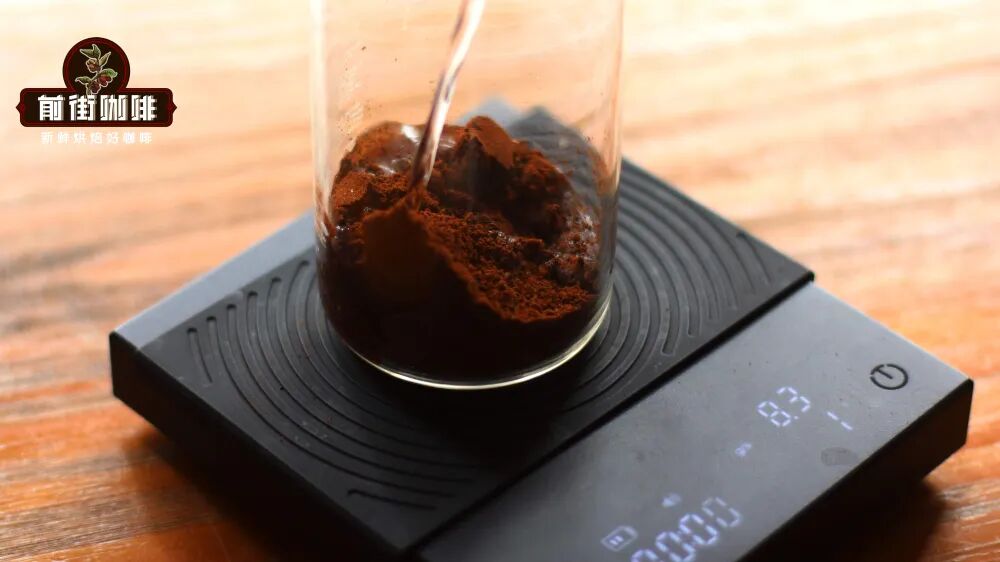 Dùng bột cà phê espresso làm cold brew5 Dùng bột cà phê espresso làm cold brew5