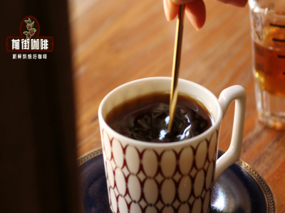 黑咖啡跟美式有什麼區別？手衝咖啡也算黑咖啡嗎？摩卡壺跟意式咖啡機有什麼區別？