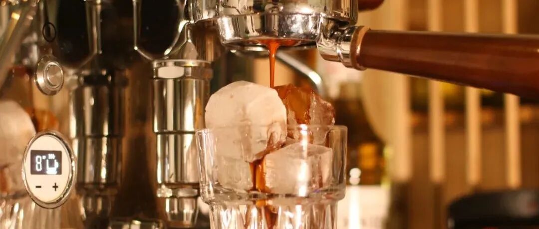 Cà phê Americano đá không pha thêm nước, có gì ngon chứ?