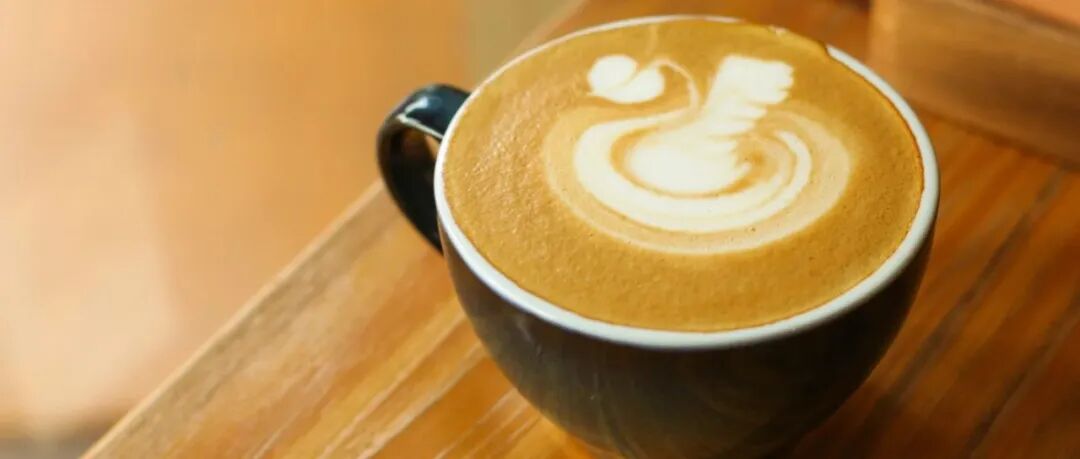 Tại sao tạo hình latte bằng sữa yến mạch lại khó đến vậy?!
