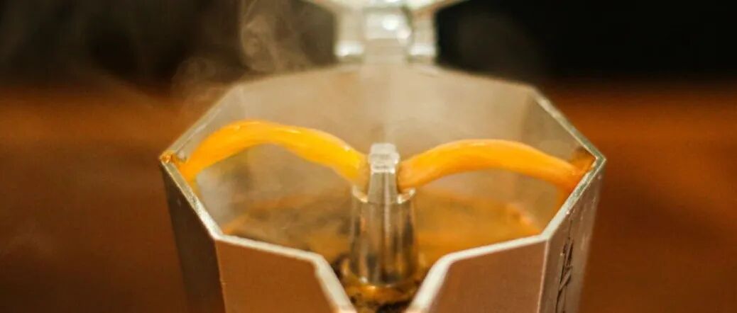Ông chủ! Sao cái ấm Moka của tôi lại nấu ra 