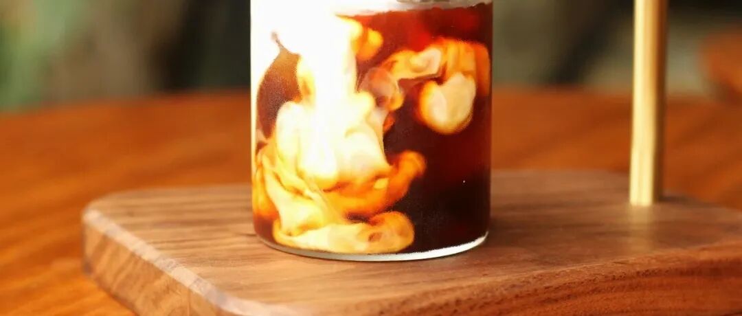 Cà phê cold brew có thể thêm sữa để uống không?