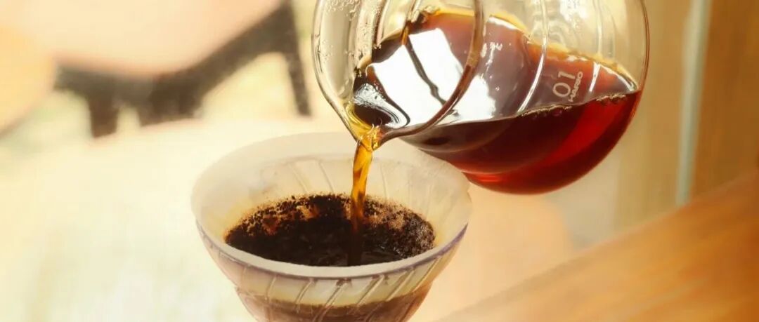 Cà phê bị nhạt rồi, có thể đổ lại vào rồi pha lại không?