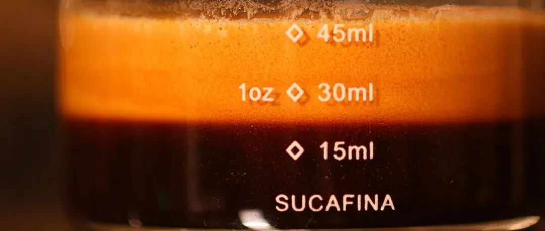 Có thể nhìn vào lớp crema để đánh giá chất lượng của espresso không?!