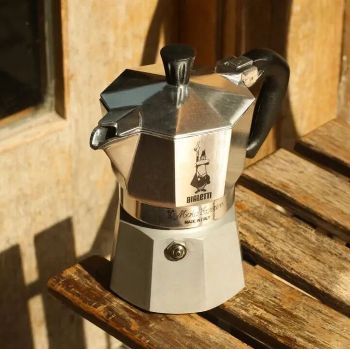 Bình Moka có cần khai bình không? Bình Moka mới mua cần lưu ý những gì?
