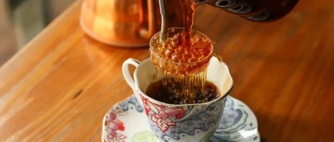 Vòi sen cầm tay! Cà phê còn có thể pha như thế này sao?