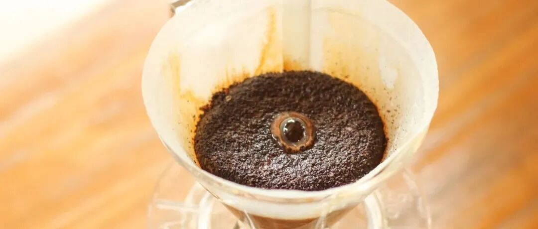 Khi ủ nở thấy sủi bọt, liệu có ảnh hưởng đến hương vị cà phê không?