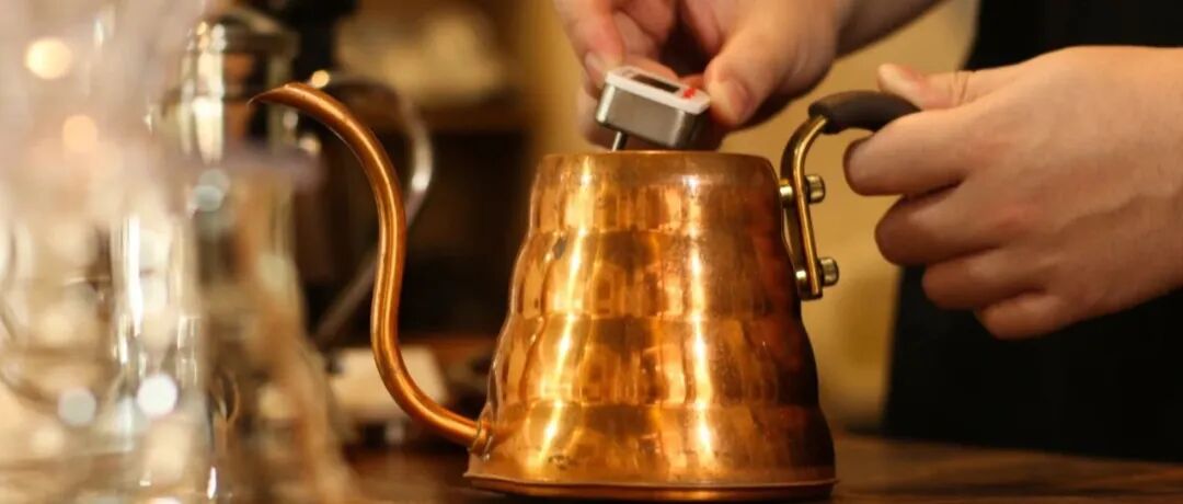 Đại đa số mọi người đều không dùng đúng nhiệt độ nước pha!
