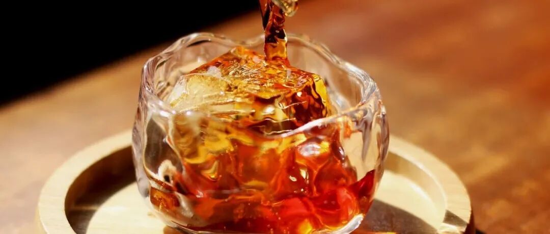Vì sao cà phê nhỏ giọt lạnh đều bán đắt như vậy?