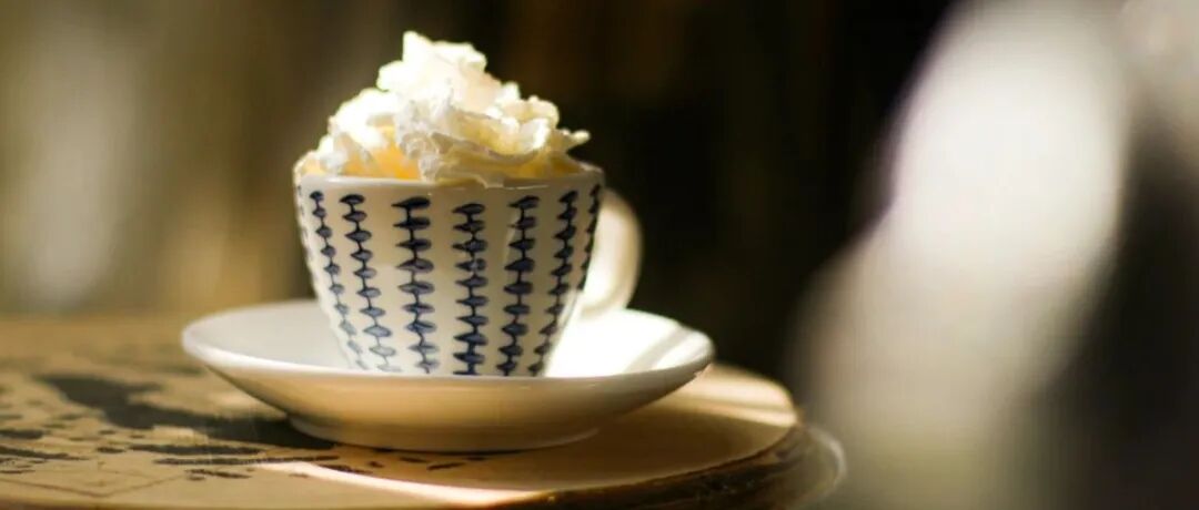 Con panna uống như thế này, một ngụm gây ấn tượng mạnh!!