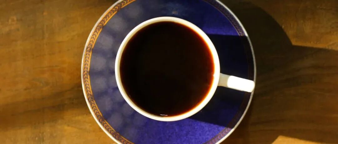 Cà phê đen là gì? Khác gì so với Americano?