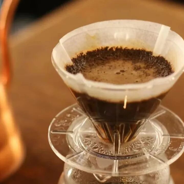 Cà phê pour over làm thế nào để giữ lại lớp dầu?
