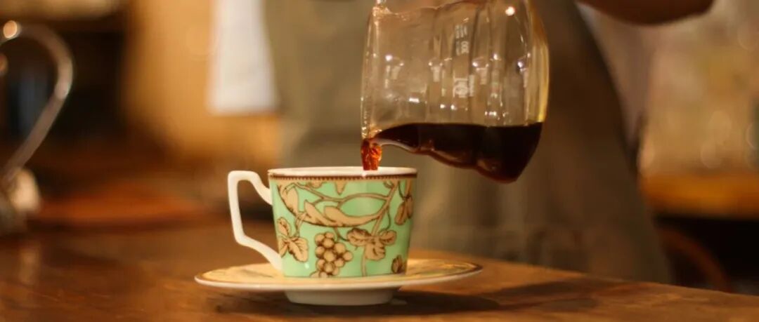 Tại sao một số loại cà phê lại có mùi vị tương đậu?