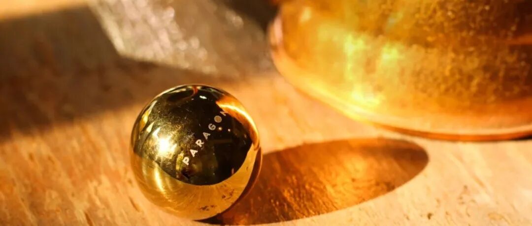 Quả bóng vàng trong tay nhà vô địch có đáng mua không? Đã thử giúp bạn rồi!