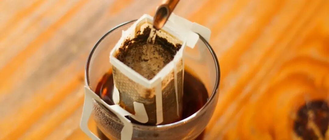 Cần hỗ trợ trực tuyến: Cà phê túi lọc nhúng quá nhạt thì phải làm sao?!