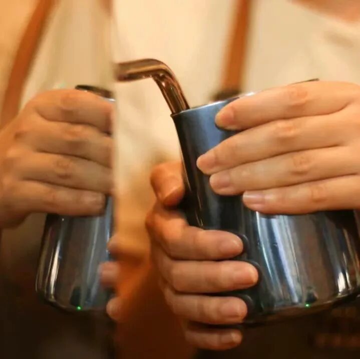 Loại bọt sữa như thế nào mới phù hợp để tạo hình latte art?