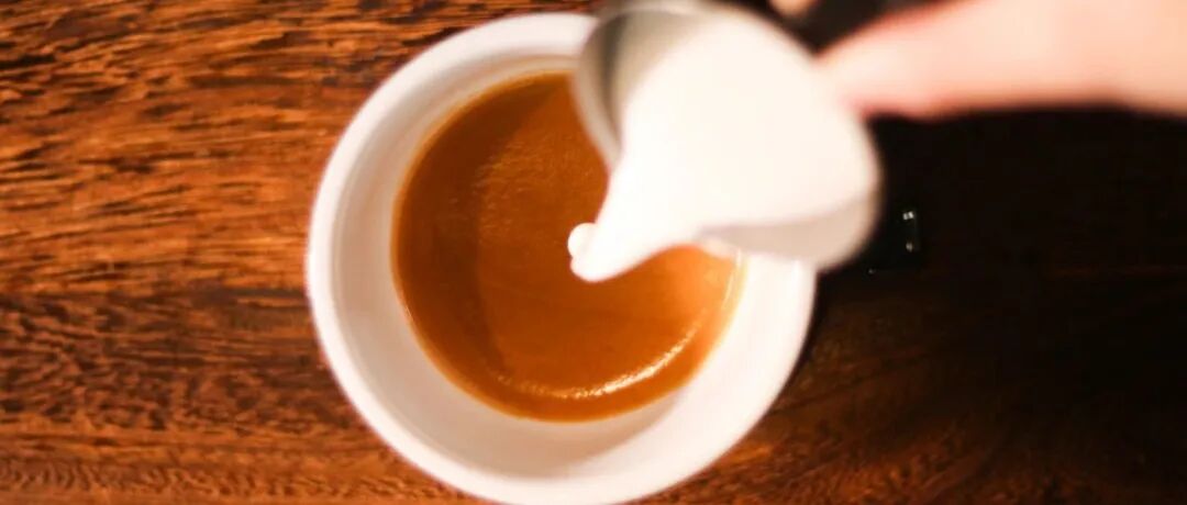 Giải quyết vấn đề cà phê sữa nhạt nhẽo chỉ trong một bước!