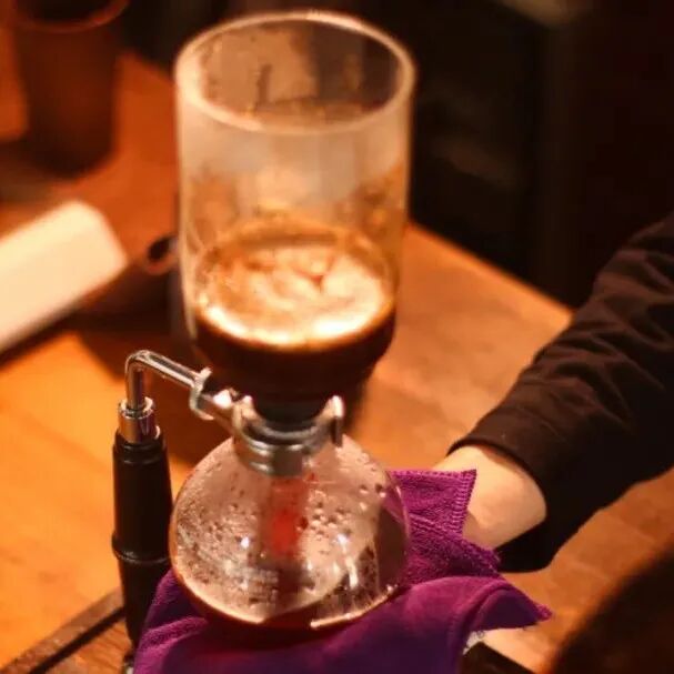 Một bài viết chi tiết, những điểm chính khi pha chế cà phê bằng bình siphon!