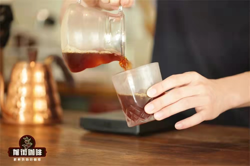 Định nghĩa cà phê Ý｜Sự khác biệt về hương vị và cảm giác khi uống giữa Americano, Long Black và Lungo là gì? Cách pha Lungo, Long Black, Americano là gì?