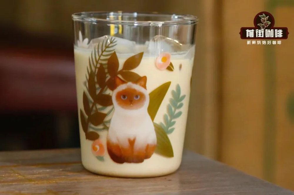 Cold brew latte | Có thể dùng sữa và bột cà phê để làm cold brew latte đá không? Cách làm cold brew coffee và cold brew cà phê là gì?