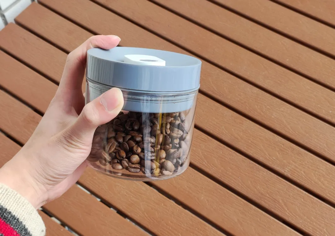 Thời hạn bảo quản cà phê xay | Hạt cà phê tươi có thời hạn sử dụng bao lâu? Hạt cà phê rang quá thời gian thưởng thức ngon nhất còn uống được không? Cách bảo quản hạt cà phê đúng cách?