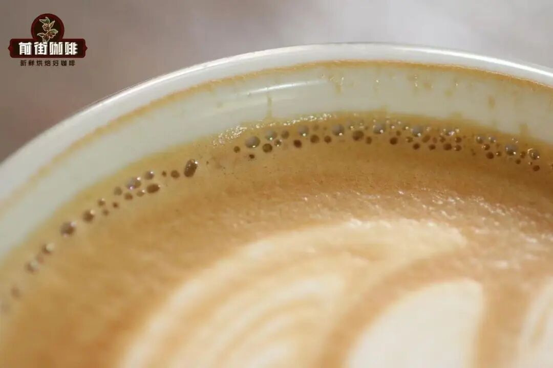 Nếu bề mặt latte xuất hiện tình trạng này, hãy kiểm tra sữa ngay lập tức!