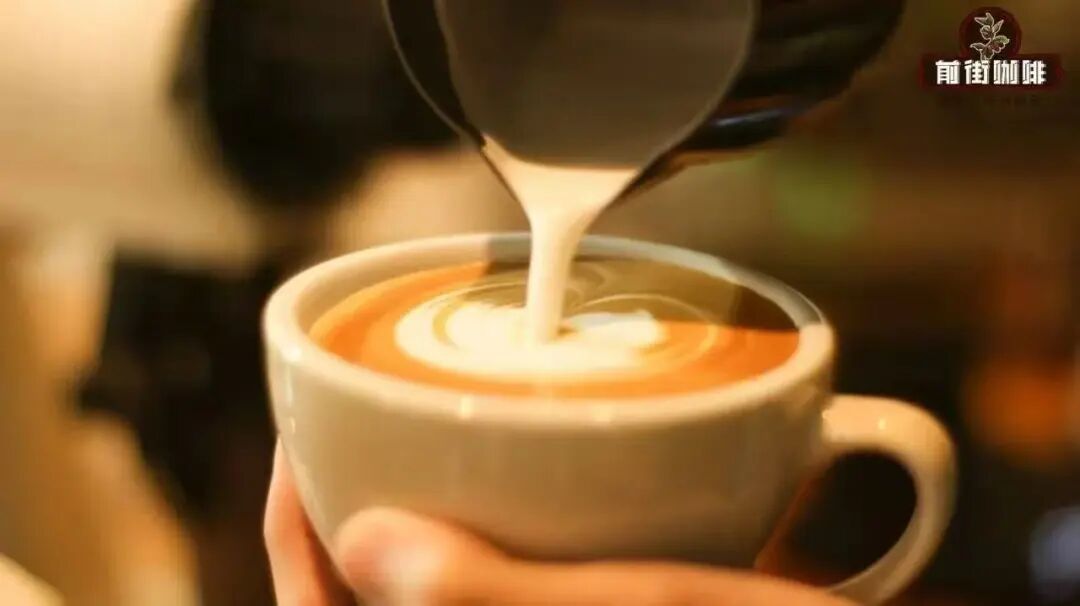 Loại sữa nào phù hợp nhất để làm cà phê latte?
