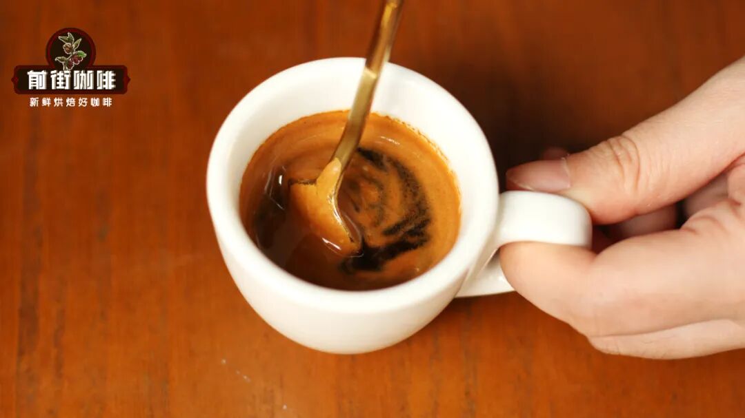 Cần lưu ý gì khi dùng hạt cà phê rang nhạt để pha espresso?