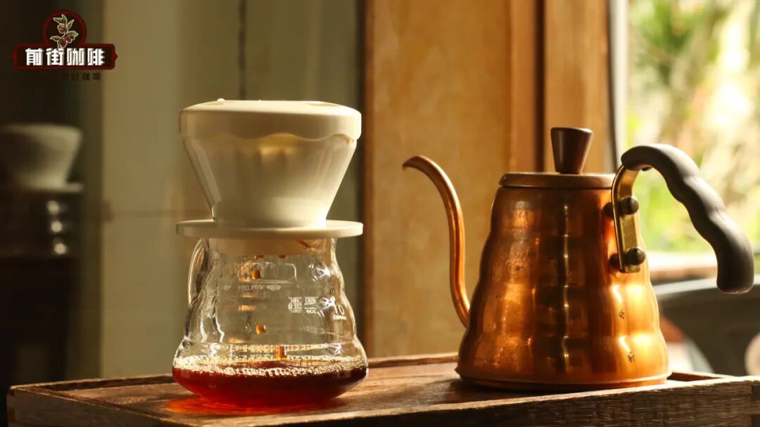 Gì cơ? Có người dùng chiếc phễu lọc 